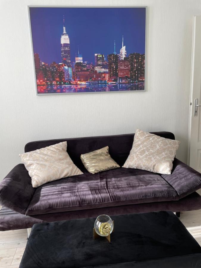 Sky Night Suite Düren - Eifel Zewnętrze zdjęcie